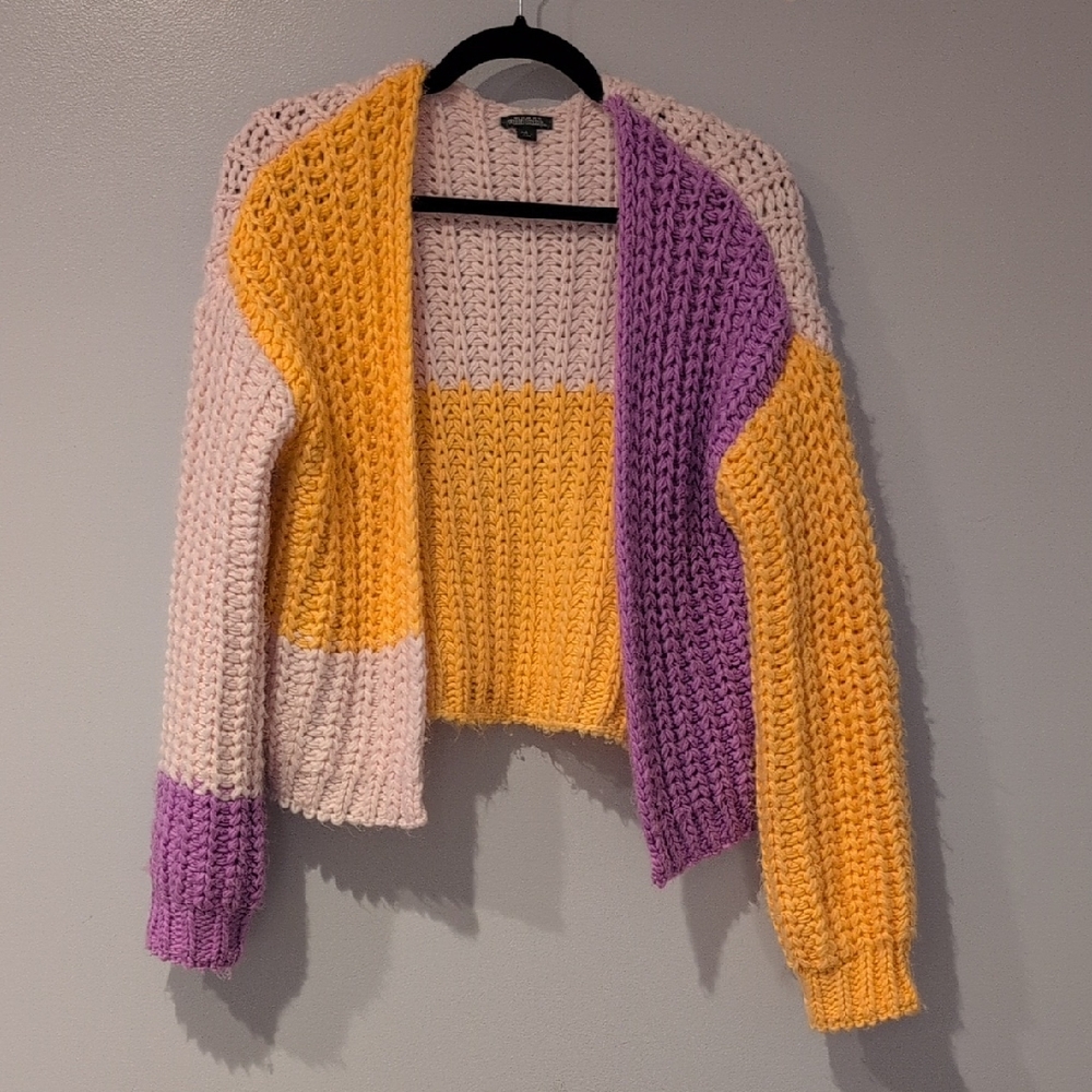 Wild Fable Size Small Colorblock Knit Sweater